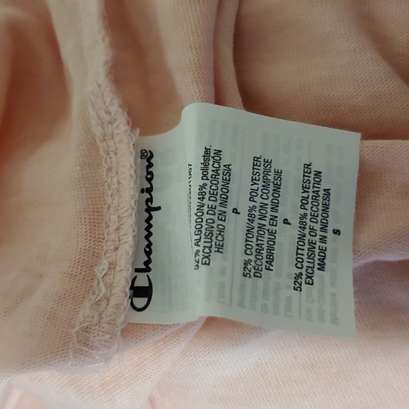 NWT Champion Women's T-shirt size S Pink. - Picture 6 of 7
